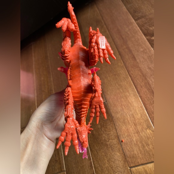 Chap Mei Dragon Red With Purple Wings - Picture 5 of 9